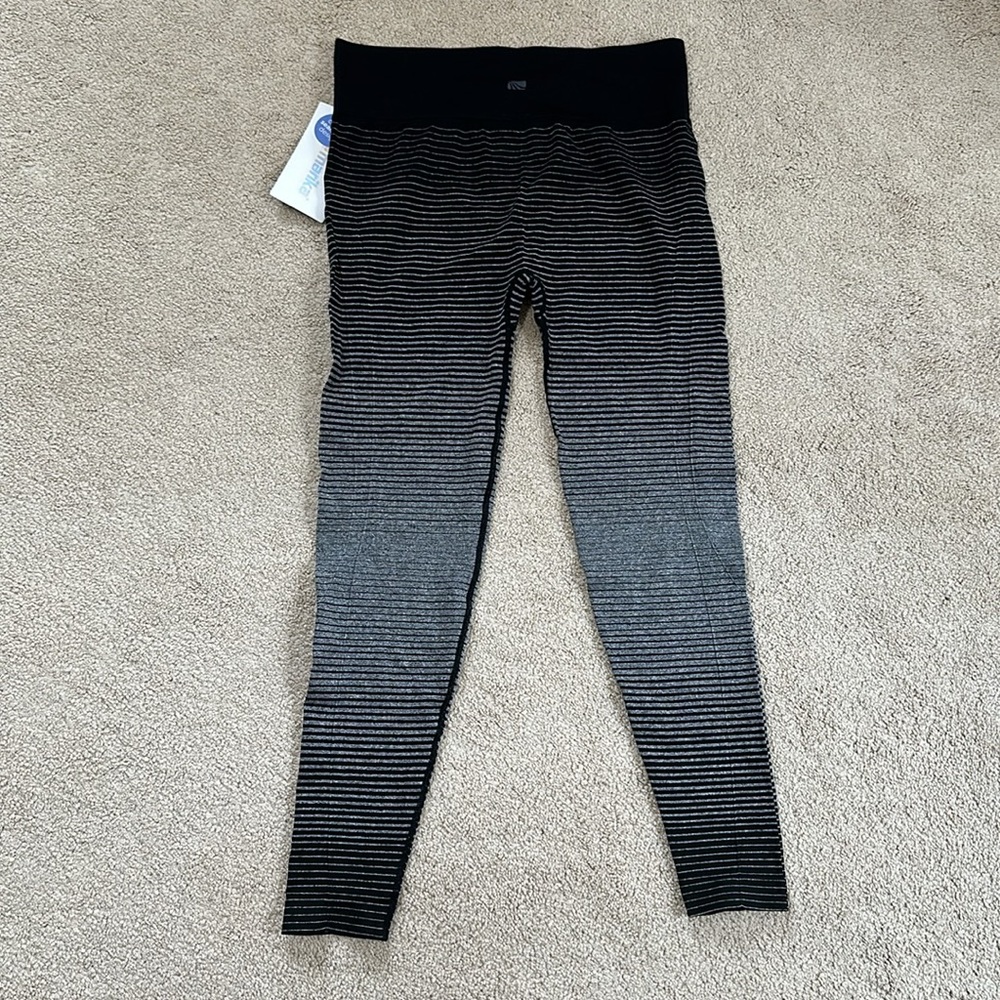 Marika Leggings size Large
